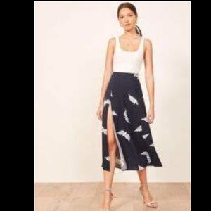 RARE Reformation Zoe skirt in Sparrow print Size 4 NWT